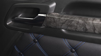 Kenworth W990 luxury feel interior