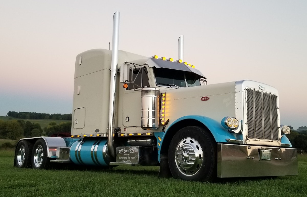 Highlighting Brandon Davis' 1994 Peterbilt truck | Overdrive