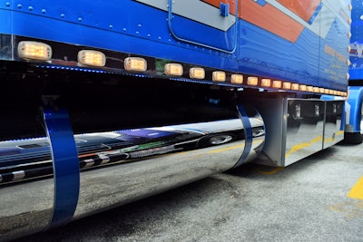 The two sleeper extensions took place, respectively, in 2012 to 130 inches, then in 2015 to 190, building from the 70-inch condo that was already there to preserve the integrated stand-up-from-the-seat practicality, moving straight into the living space behind, fully outfitted with kitchen and shower/toilet and home-quality decoration — catch some views of the trim in the video.