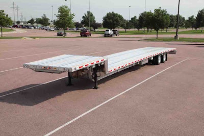 Trail King is recalling approximately 115 ACS/AACS step deck trailers over an issue with aluminum cross-members.