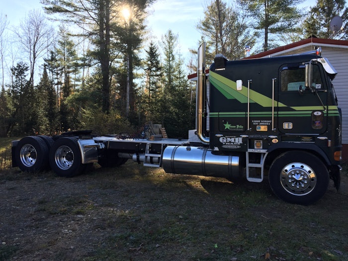 1995 Freightliner FLB