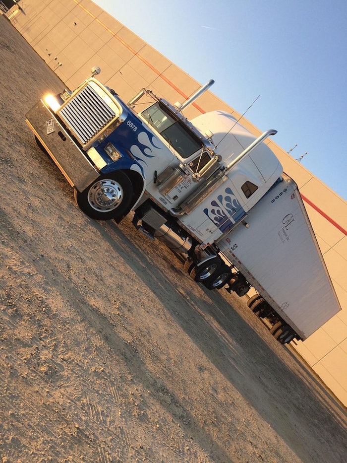 93 Freightliner,dub blue flame