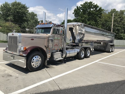 2004 379EX Peterbilt