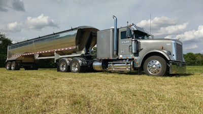 Brent Wilson Trucking Photo