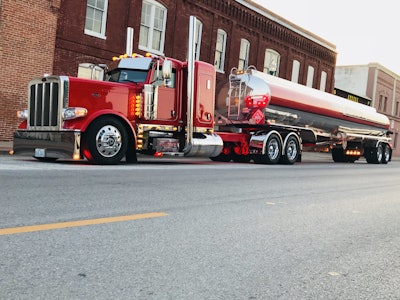 E1 A63 Ad4 6319 47 F5 Ad51 39 Afeb0 A42 B9