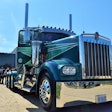 Robbie-harris-2004-Kenworth-w900L-movin-on-2018-11-13-13-52