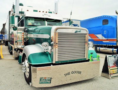 Catch a variety of views of ‘The Goose’ Freightliner via my post earlier this week and a video showing plenty exterior and — perhaps most impressive — interior views here.