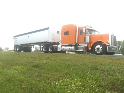 1381561 E Aaa4 4 B82 Bb7 A F4 Bd33028817