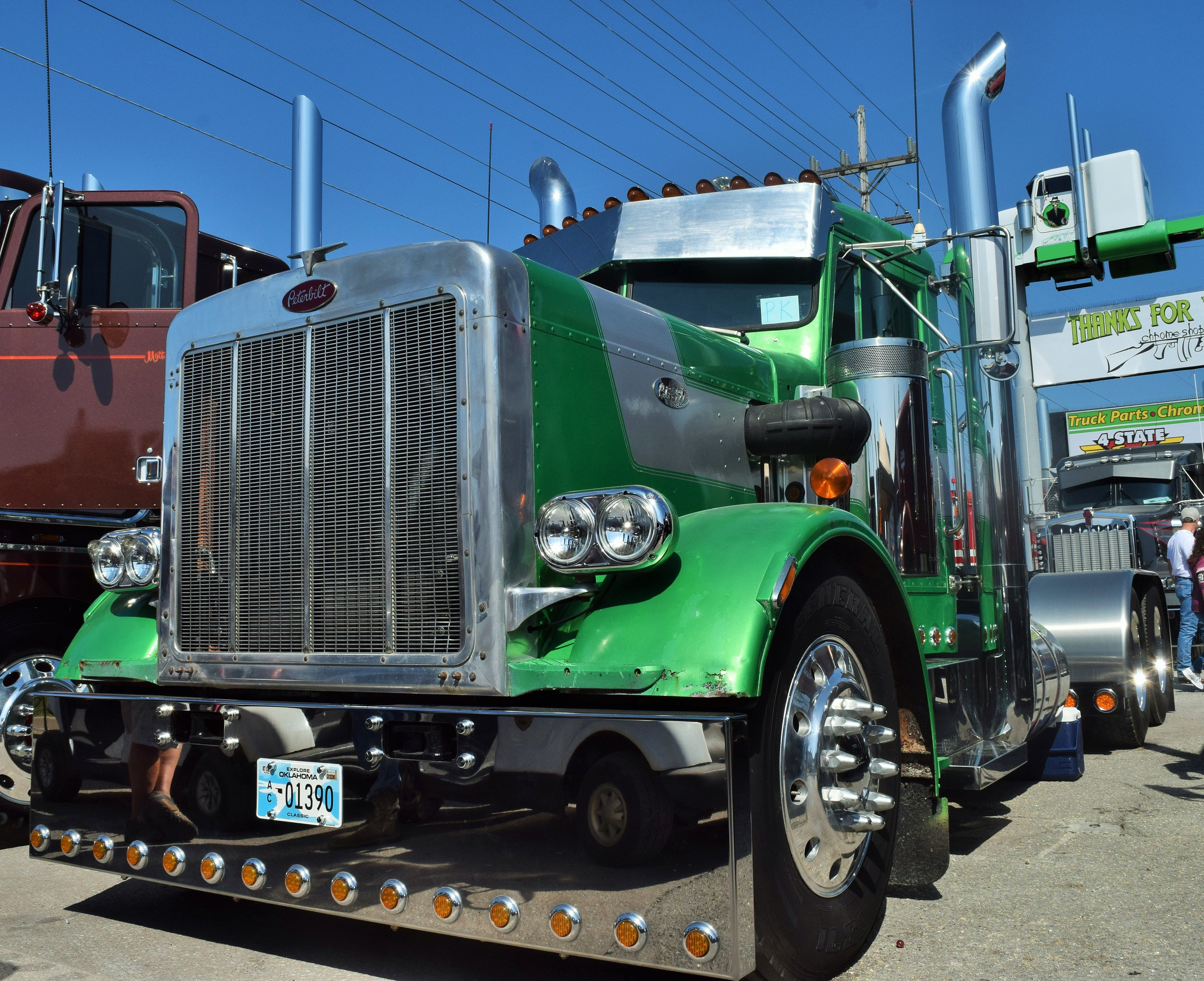 1972-Peterbilt-359-steve-snelson-smokin-s-customs-2018-12-13-12-53