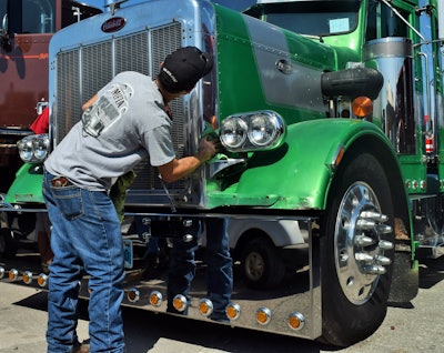 With only an apparent 270,000 original miles on the odometer, the truck is powered by the original NTC 350 small cam Cummins engine with a 5+4 transmission, also original, as are what follows: a walking beam suspension and 4:63 rears.