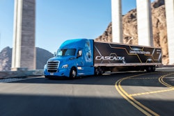 Freightliner_Leading_the_Field_in_Safety-2019-01-07-10-52-2019-01-07-14-21