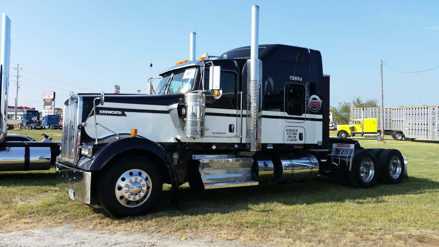 Douglas Huffman’s 2014 Kenworth W900 | Overdrive