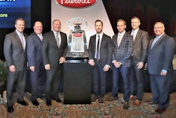 2019 Dealer Of the Year-Peterbilt-2019-02-26-15-08