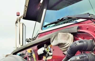 Dave Marti’s solution to the squeak that can emanate from his six Peterbilts’ hood supports is an alternative to sometime messy greasing. Read more about Marti’s small fleet, leased to Transport Services of Sullivan, Ill., in the March issue cover story via this link about small fleet expansion.