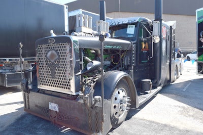 This funky Pete 379 rat rod with cool custom-cut fixtures was built by DA Custom Shop in the Chicago area.