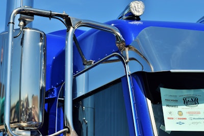 A fortuitous feature is near perfect alignment of the custom front visor’s bracketing and the bright side visors each side.