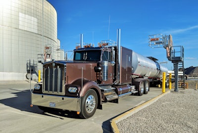 Owner-operator J.D. Howard has owned his 1995 Kenworth W900L since 2009, with 1.5 million miles and the Caterpillar engine overhauled for the second time in its 24-year life two years ago. Howard also gave the truck a custom overhaul, with an ICT sleeper fashioned to resemble a 1980s Double Eagle design, a Jones Performance hood with a ’70s A-model look and more. Catch a video run through it from his show truck competition at the Mid-America Trucking Show via this link.