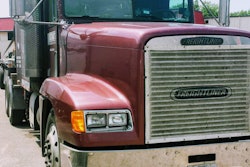 Mike-Crawford-1994-Freightliner-in-May-2019-2019-05-29-09-49