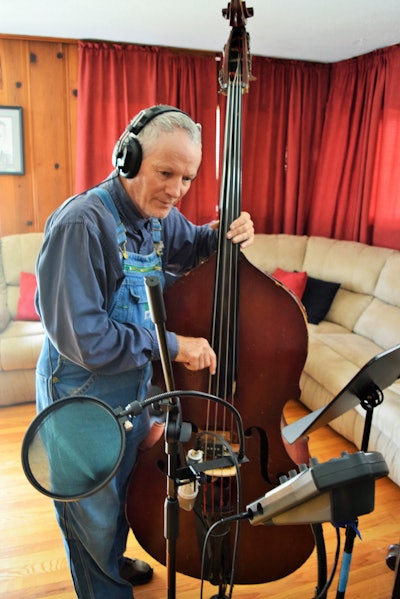 Bassist Terry Richardson played stand-up for this session.