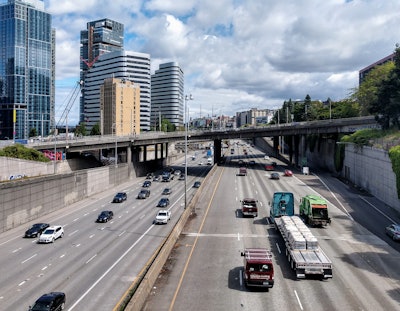 Recent polling shows a flexibility boost for the hours regs’ hard-fast limitations, whether as it relates to split-sleeper logging or another element of the rules, is the chief desire from an hours rewrite of 6 in 10 recent poll respondents.