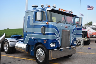 Brenny Specialized/Todd Brenny’s 1977 Peterbilt 352 was voted the People’s Choice winner at the show.