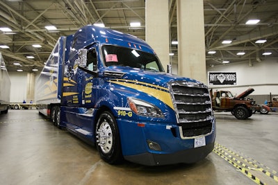 #208 Driver/Owner: Henry Albert Hometown: Laredo, TX Truck: 2018 Blue Freightliner...