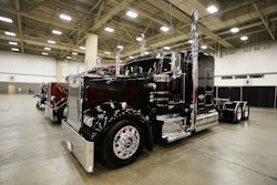 253-730_a-2019-09-03-11-04