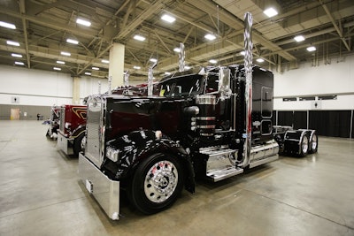 First place: Aylmer, Ontario, Canada-based George Geesbrecht and Peter Webbe with their 2019 Kenworth W900L.