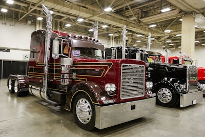 #415 Driver/Owner: Greg Sutton/ BBS Truck Hometown: Texarkana, TX Truck: 2006 Black...