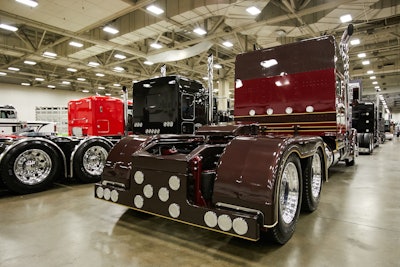 #415 Driver/Owner: Greg Sutton/ BBS Truck Hometown: Texarkana, TX Truck: 2006 Black...