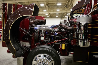#415 Driver/Owner: Greg Sutton/ BBS Truck Hometown: Texarkana, TX Truck: 2006 Black...