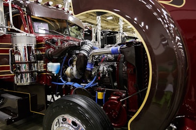 #415 Driver/Owner: Greg Sutton/ BBS Truck Hometown: Texarkana, TX Truck: 2006 Black...