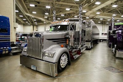Second place: Queen City, Missouri-based Tony Huttenstine’s 2010 Kenworth W900L and 2017 Extreme conestoga. The truck also earned second place in Interior (Cab Only) and second place in Paint (Combo).
