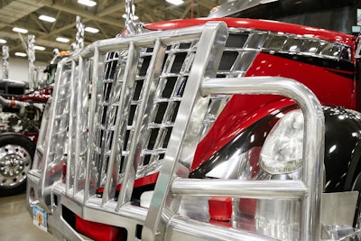 #655 Driver/Owner: Billy Joe Burrell Hometown: Foley, AL Truck: 2016 Red...