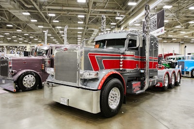 #667 Driver/Owner: Kaleb Hammett/ Hammett Excavation Hometown: Dodd City, TX Truck:...