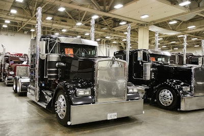 #669 Driver/Owner: Danny Hewer/ Peter Webbe Hometown: Aylmer, Ontario, Canada Truck:...