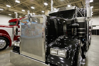 #669 Driver/Owner: Danny Hewer/ Peter Webbe Hometown: Aylmer, Ontario, Canada Truck:...