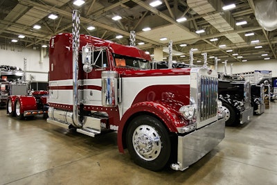 #671 Driver/Owner: David Kosar /Riteway Truck Rental Hometown: Dallas, TX Truck:...