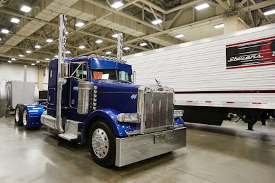 #674 Driver/Owner: Freddie Jimenez/ Freddie Freight Hometown: Crowley, TX Truck:...