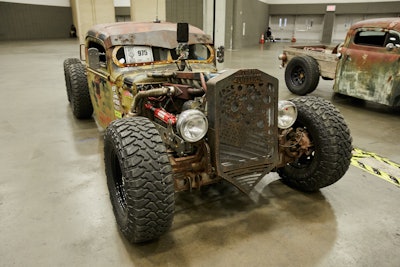 #975 Owner: Charlie Pacheco/ Team Cutters Hometown: Trementina, NM Vehicle: 1942...