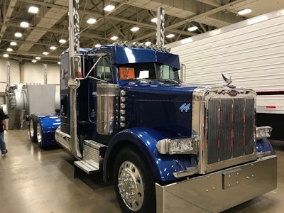 Freddie Jimenez, out of Crowley, Texas, entered his 1990 Peterbilt 379 in the Working Bobtail category.