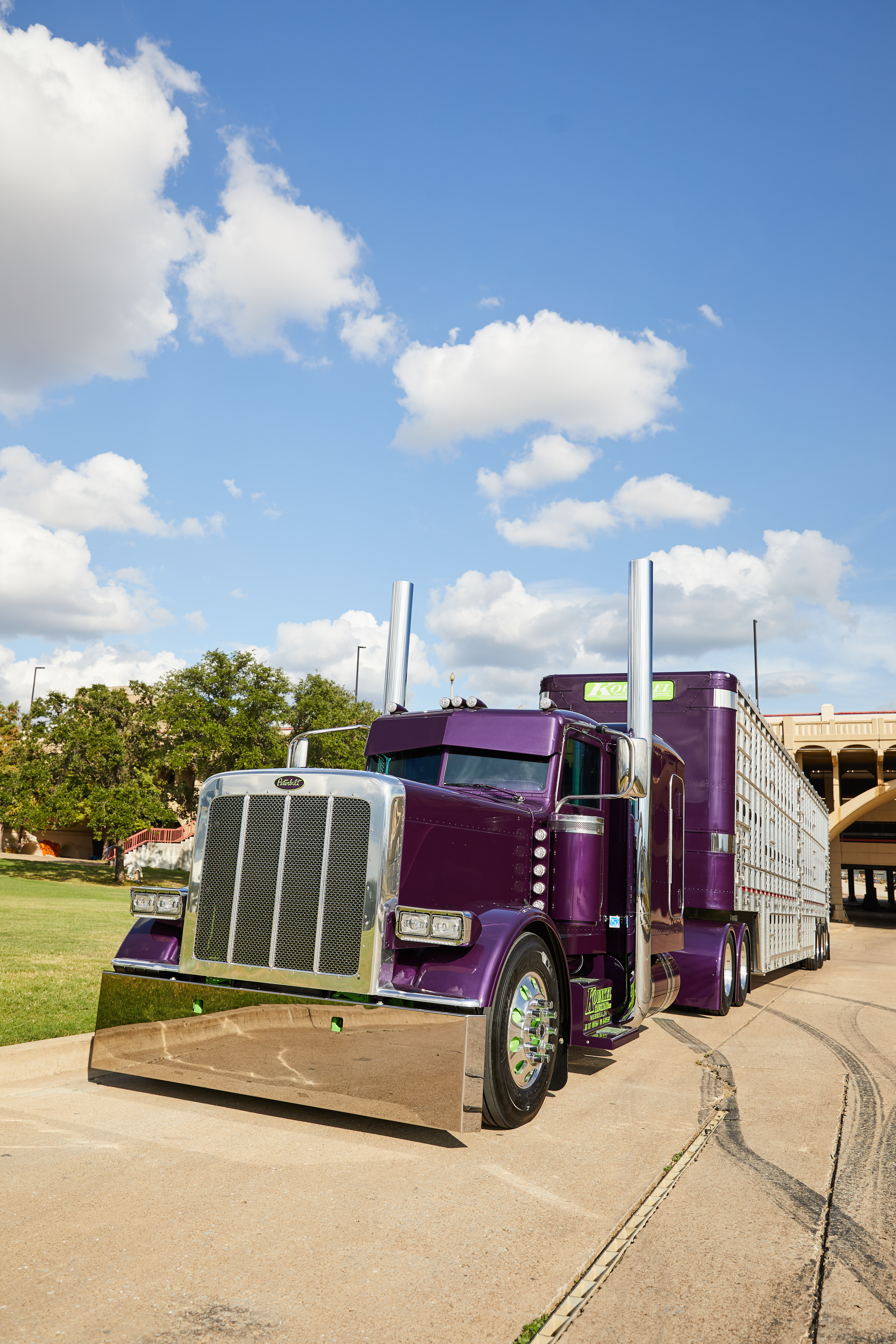 Best of Show, Limited Mileage Combo | TJ Kounkel&rsquo;s 2018 Peterbilt 389 and 2020 Wilson Silverstar...
