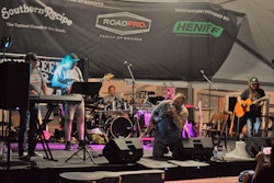 Paul-marhoefer-stone-creek-four-on-roadpro-heniff-southern-recipe-stage-2019-08-28-12-58