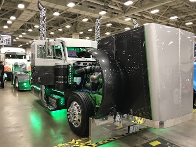Ray Thompson’s 2000 Peterbilt 379, “Foolish Habit,” picked up Best of Show in the Builders Class Category.