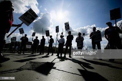 gettyimages-1168817536-594×594-2019-09-26-14-44