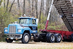 Carl-Nyhof-Trucking-1-2019-11-07-08-37