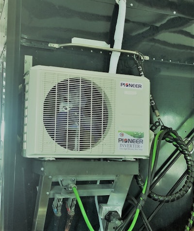 The professionally mounted exterior portion of the unit on the back of Mike Greenberg’s 2013 KW T660.