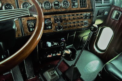 As of October, all but around 15 of the near 33,000 original miles on the 3406-powered 2001 Pete’s odometer had been run with Jellison working the 6- and 4-speed gearboxes.