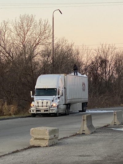 Reddit user Timecook shared this photo last year on the Truckers subreddit of a trucker standing on top of his trailer shoveling snow with the caption, “I watched this dude shimmy up that light pole to shovel snow off his trailer.” Most van trailer roofs aren’t designed to be walked on, and the surface could also be slick with ice, creating a fall hazard.