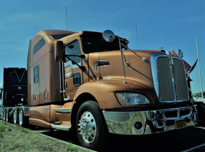 Desiderato’s T660 shown here at the Mid-America Trucking Show last year. As she notes in the podcast, her business has carved a niche with a broker in trade-show freight, going those places others don’t like to — including plenty tight inner-city routes and docks.
